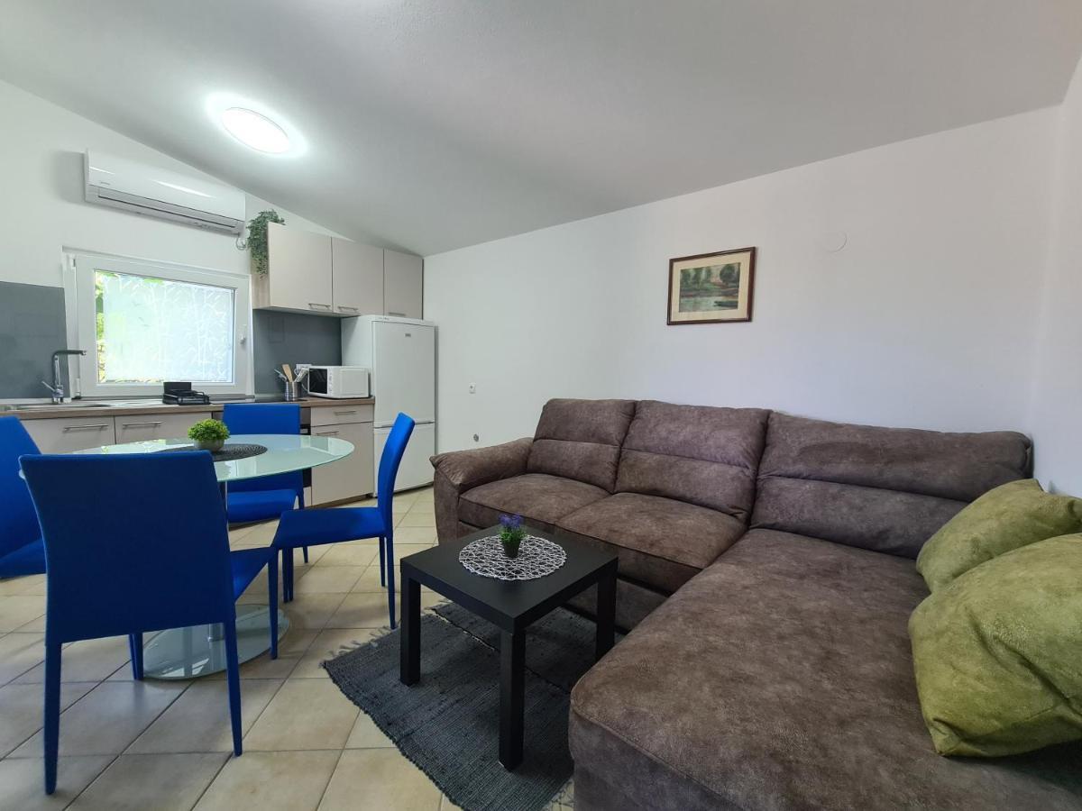 Apartments Ankora Vir Zewnętrze zdjęcie