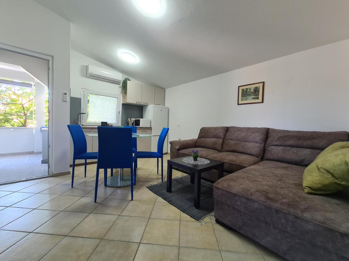 Apartments Ankora Vir Zewnętrze zdjęcie