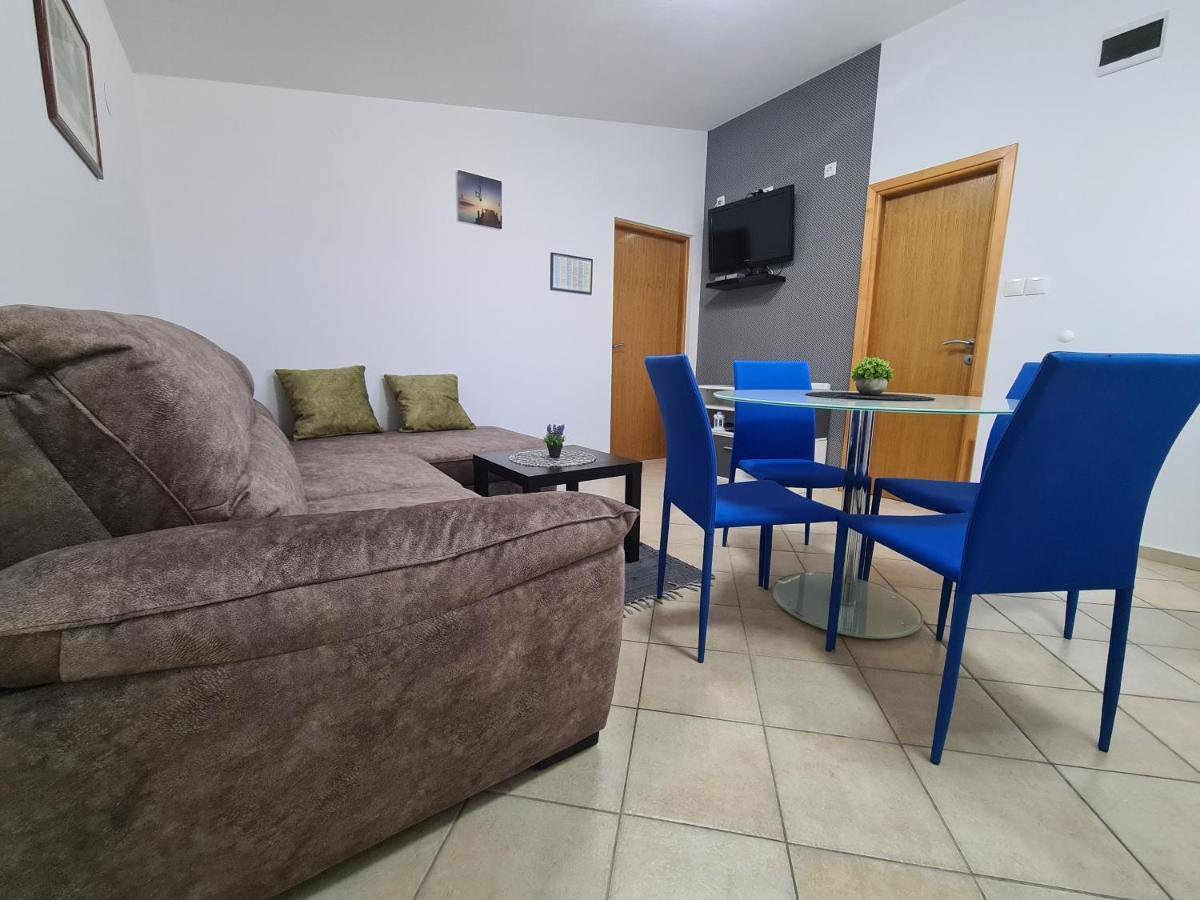 Apartments Ankora Vir Zewnętrze zdjęcie